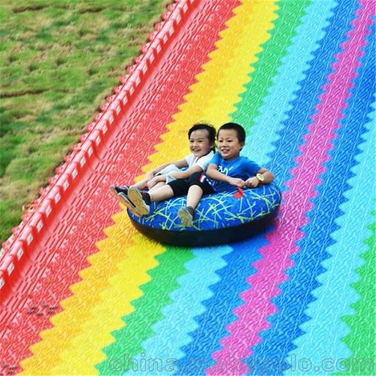 马鞍山彩虹滑道生产厂家